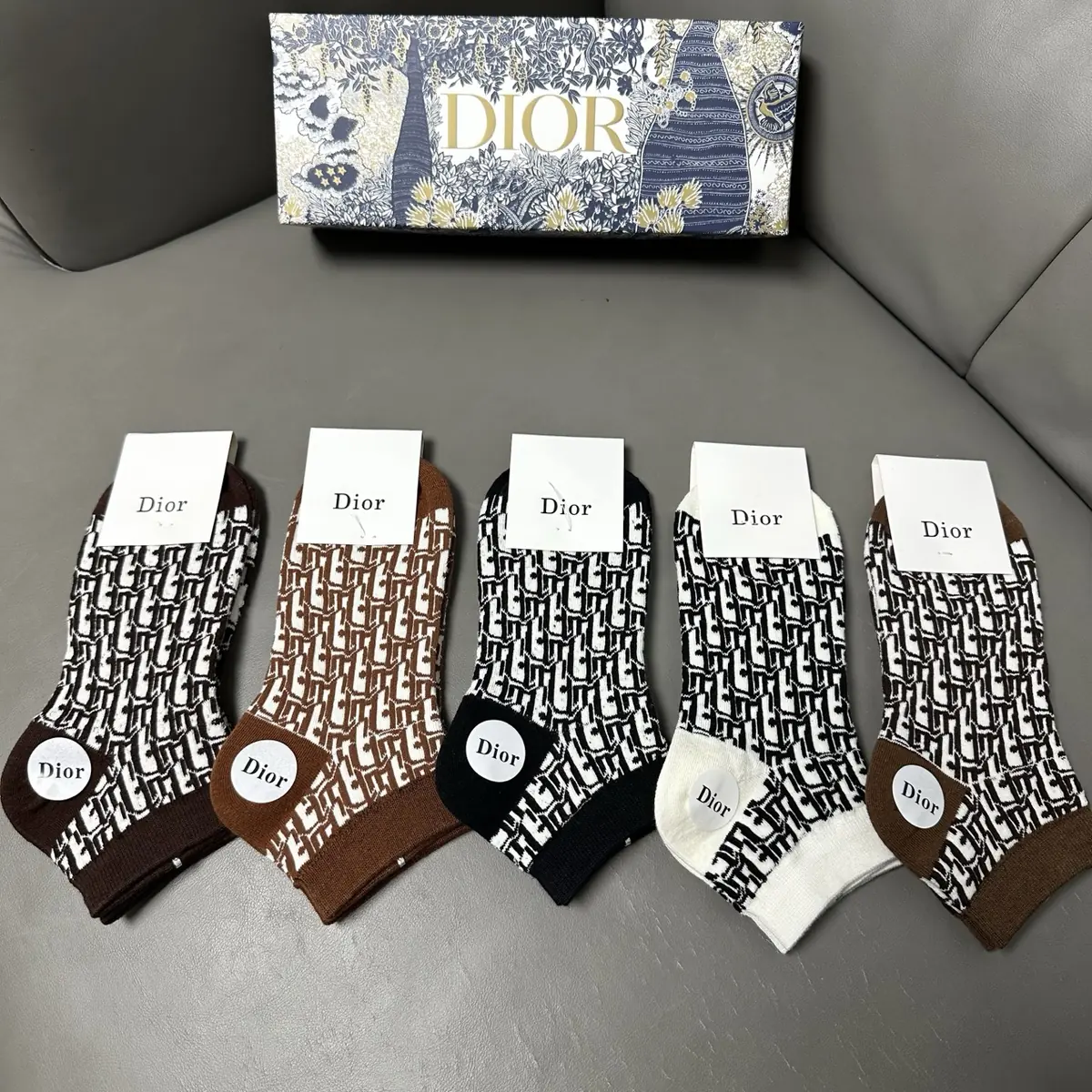 Sock（袜子） Style Socks Lookbook Reference image 1