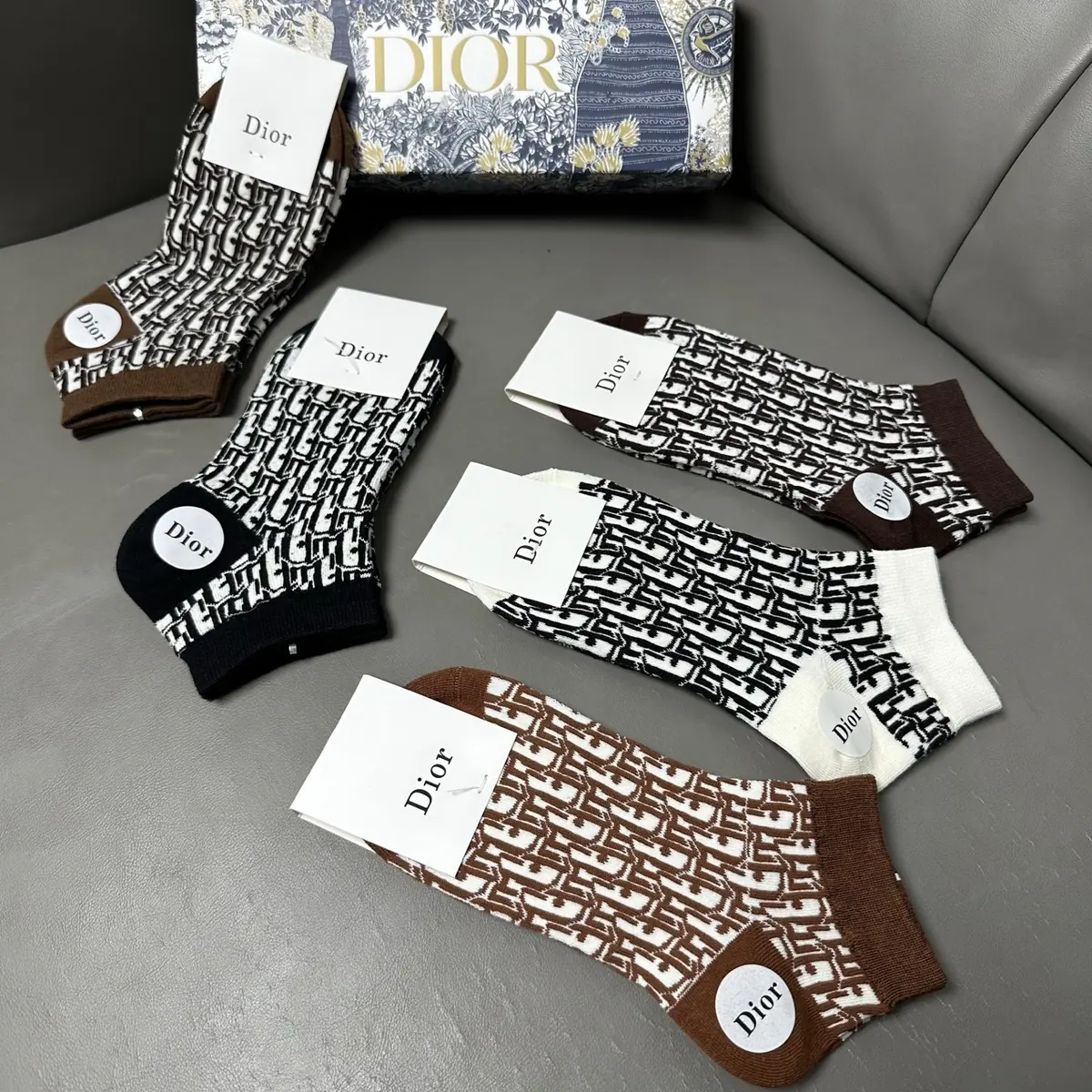 Sock（袜子） Style Socks Lookbook Reference image 2