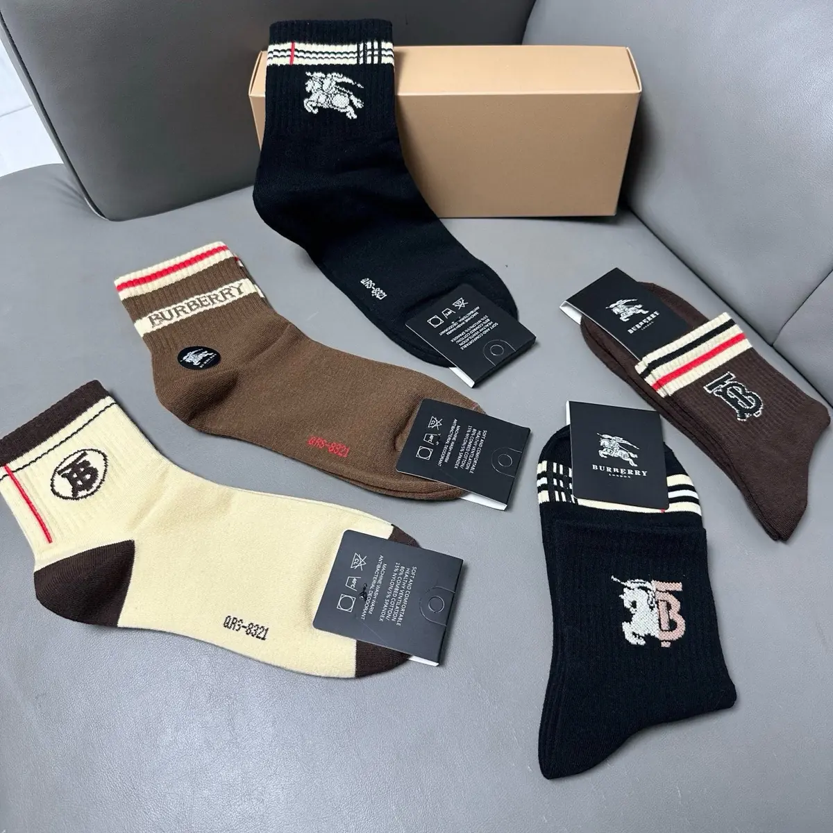 Sock（袜子） Style Socks Lookbook Reference image 2