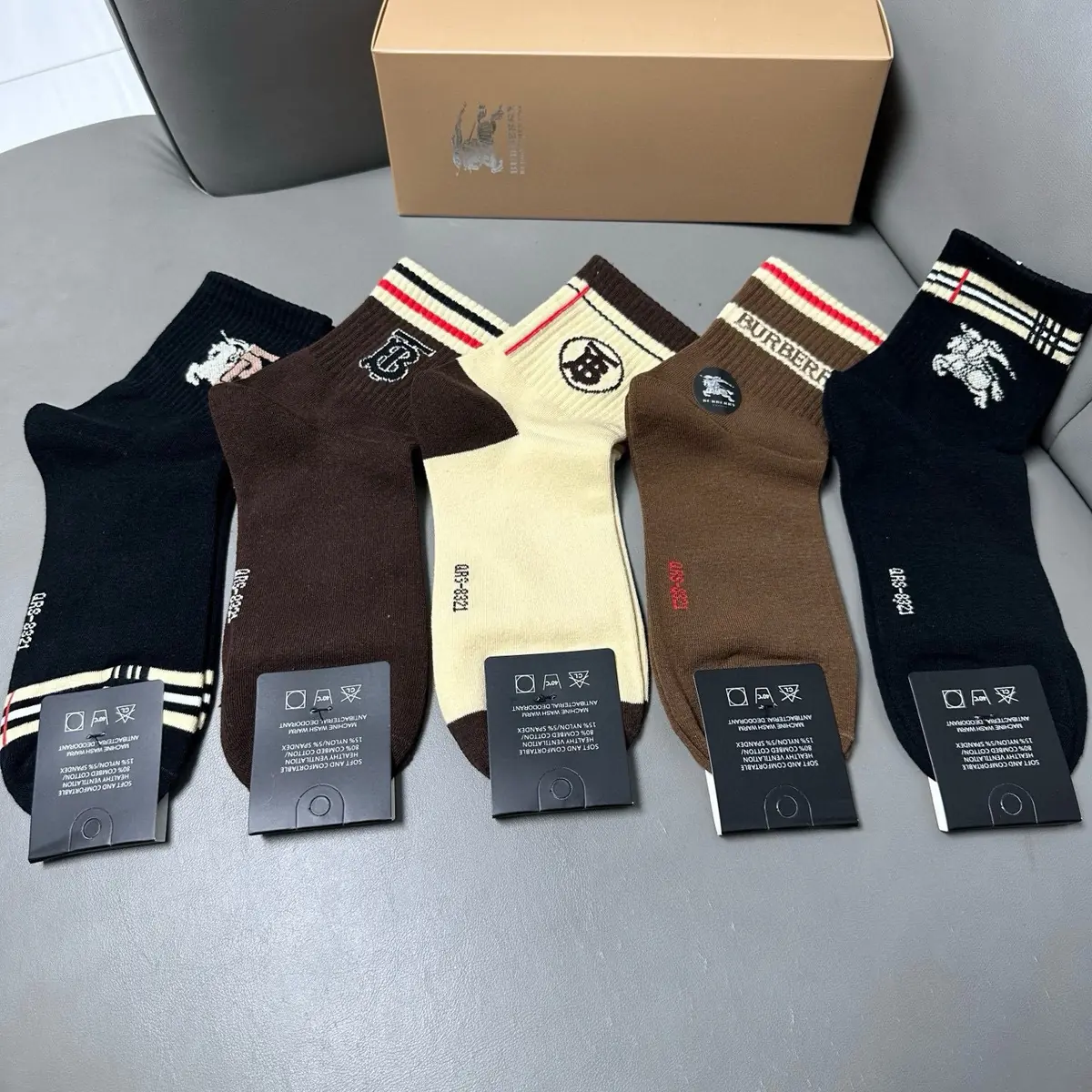 Sock（袜子） Style Socks Lookbook Reference image 3