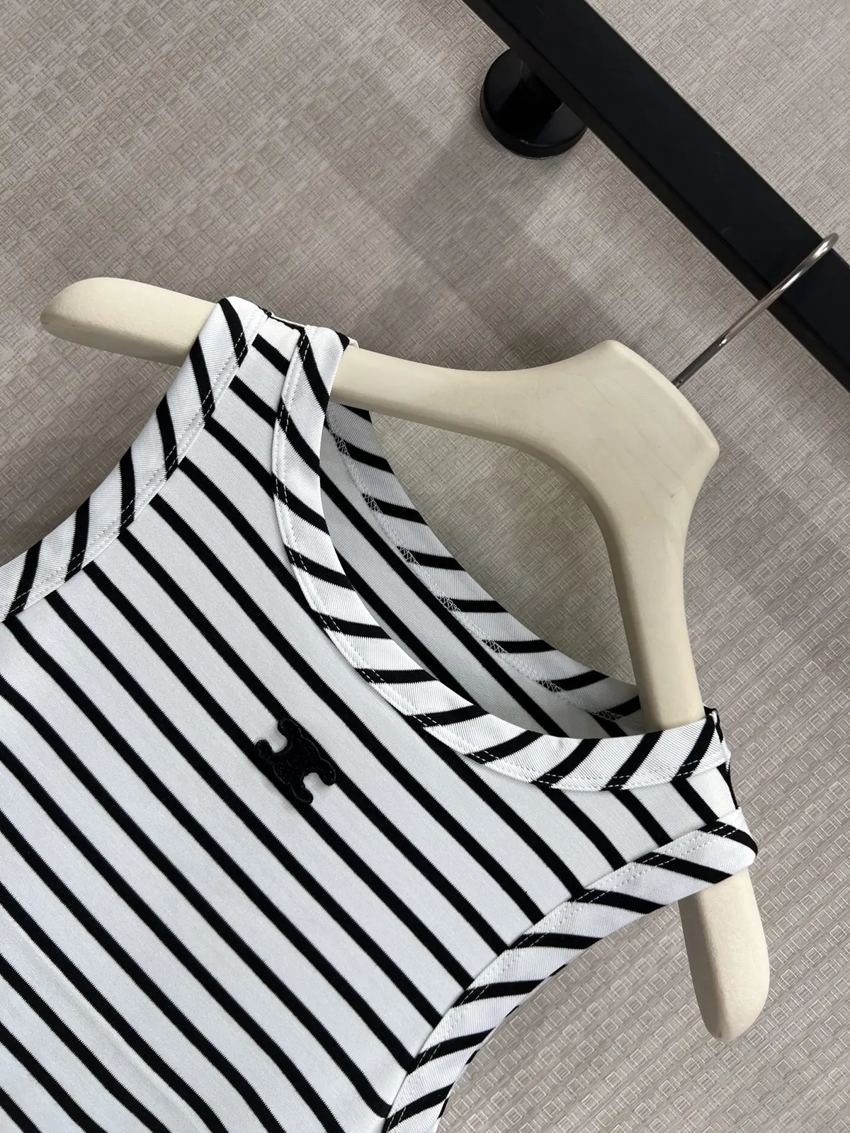 Women's Clothes Style Black Clothing Lookbook Reference image 3
