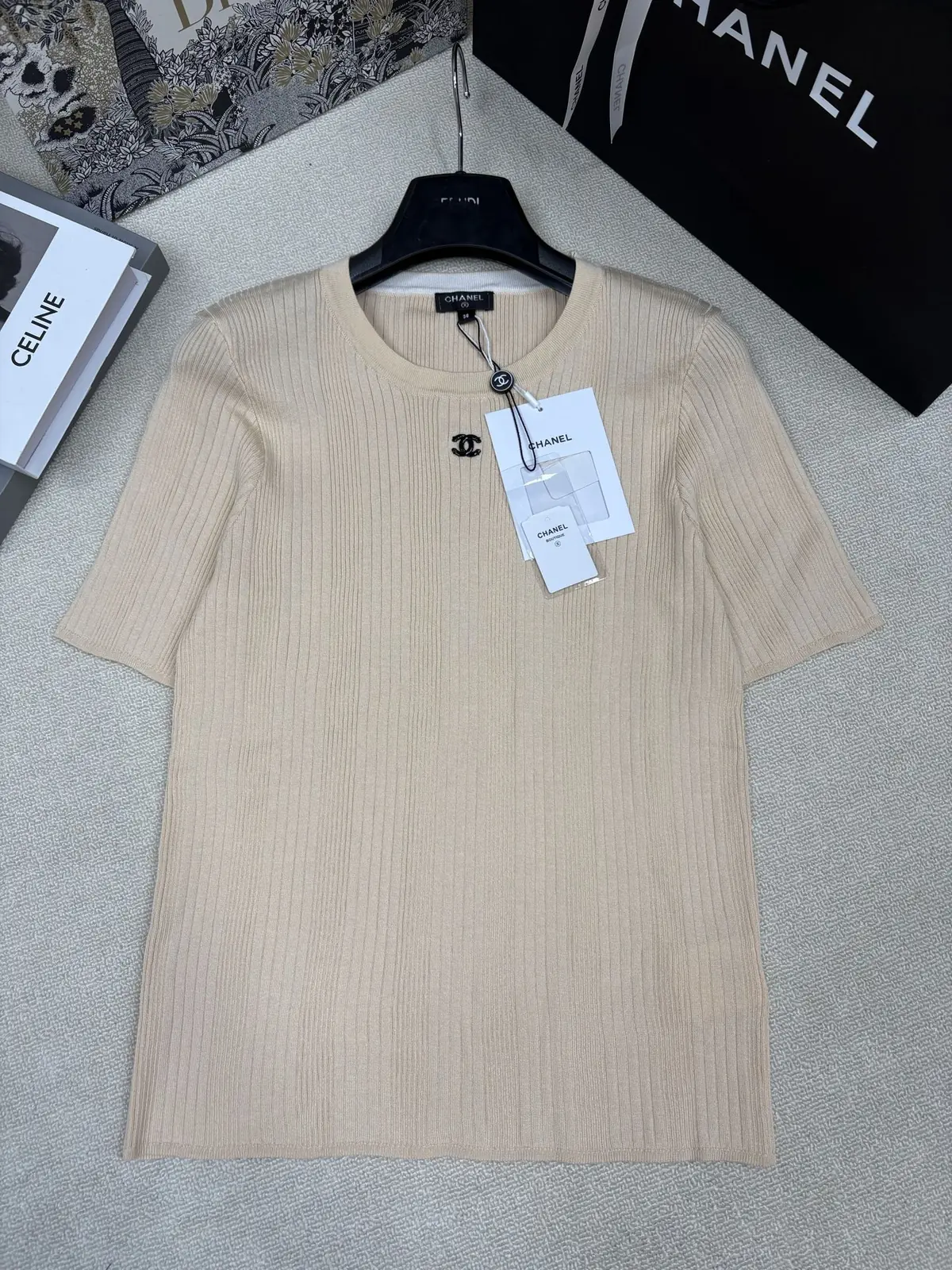 Women's Clothes Style Clothing Lookbook Reference image 1