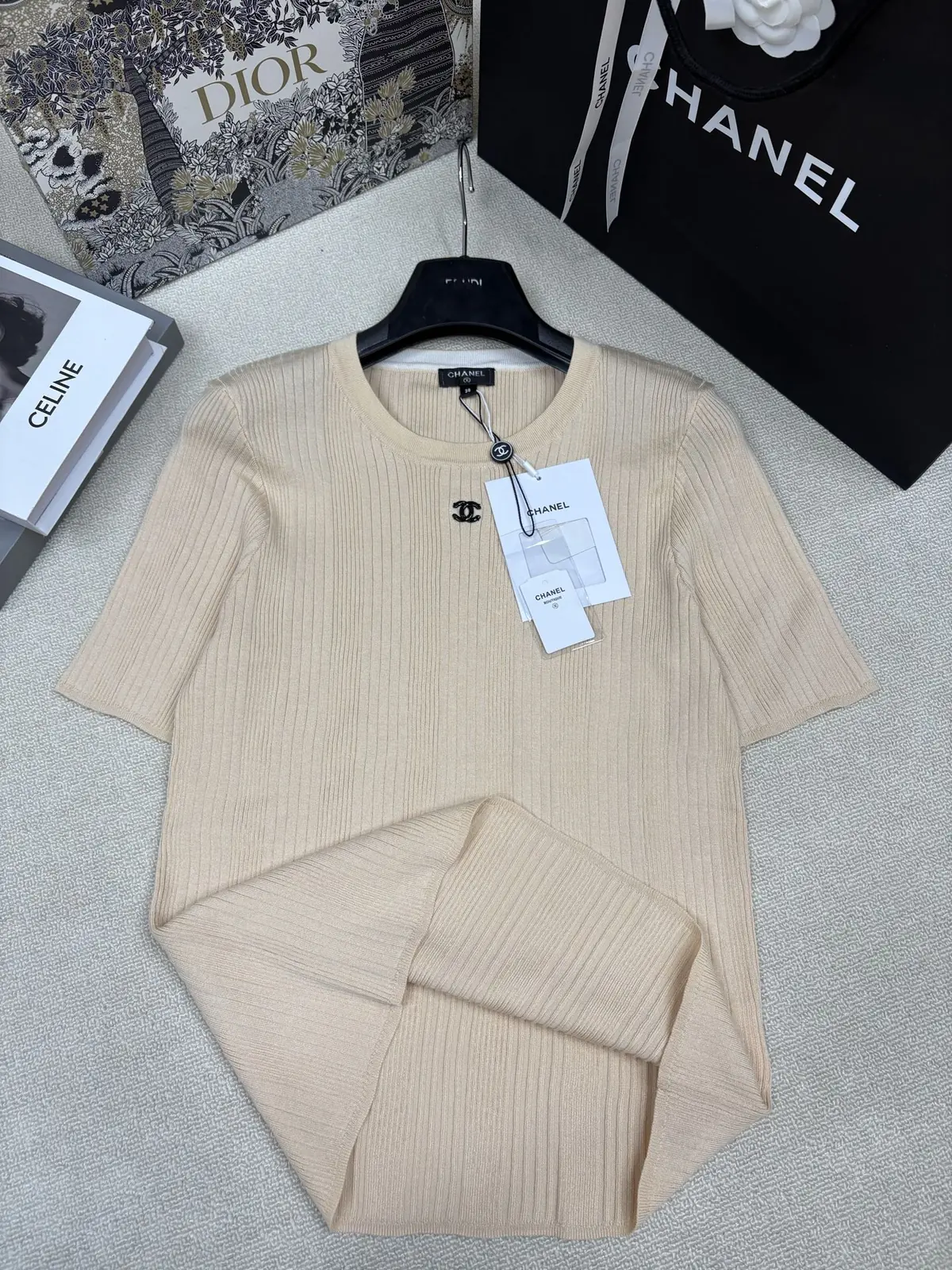 Women's Clothes Style Clothing Lookbook Reference image 6