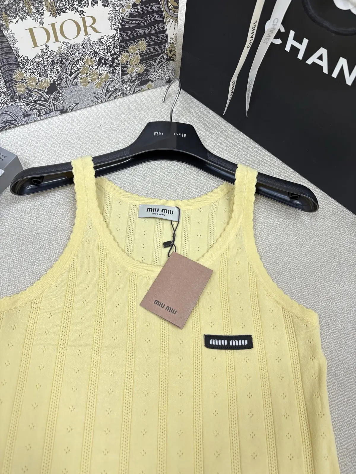Women's Clothes Style Clothing Lookbook Reference image 3