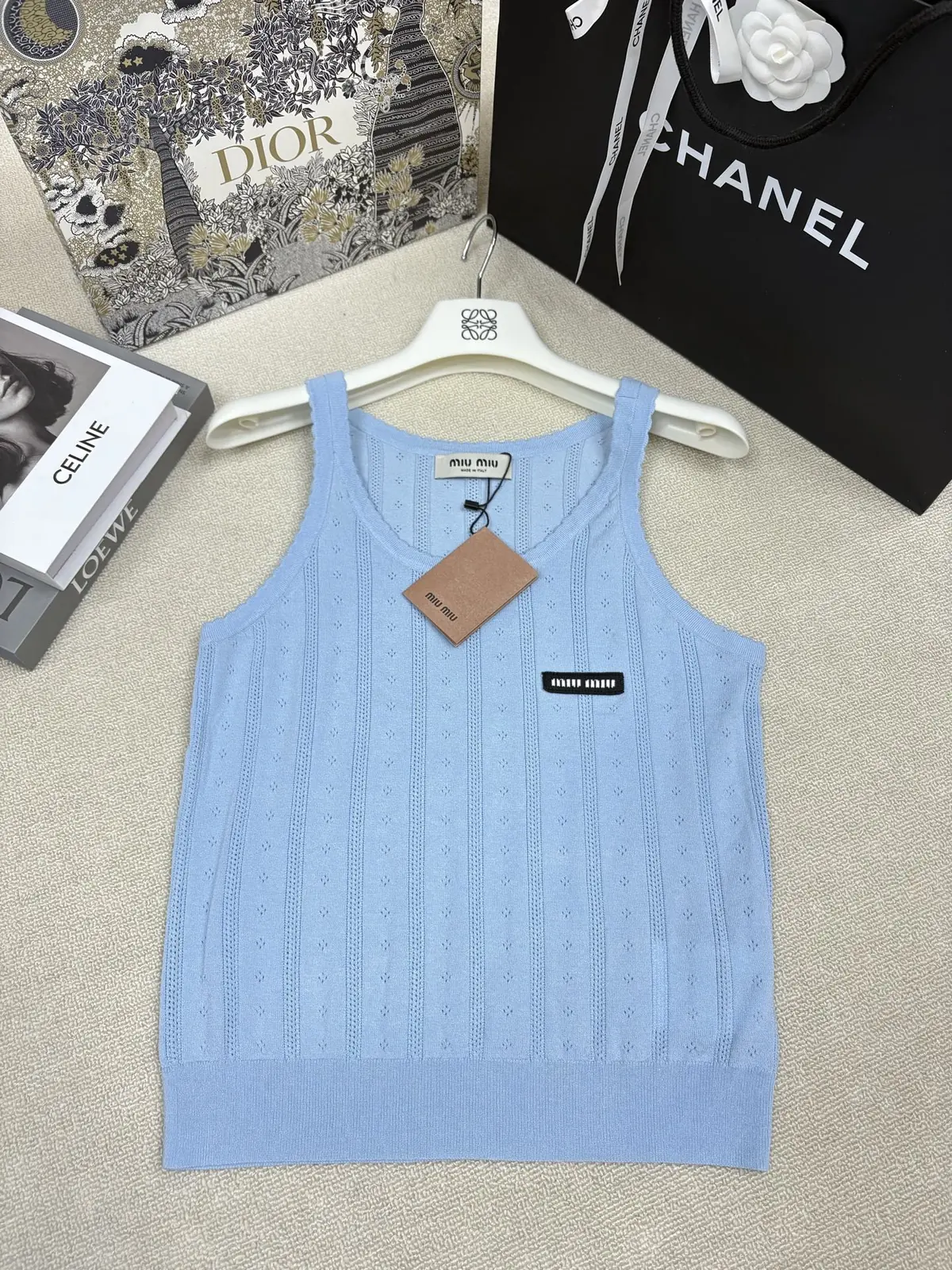 Women's Clothes Style Clothing Lookbook Reference image 1