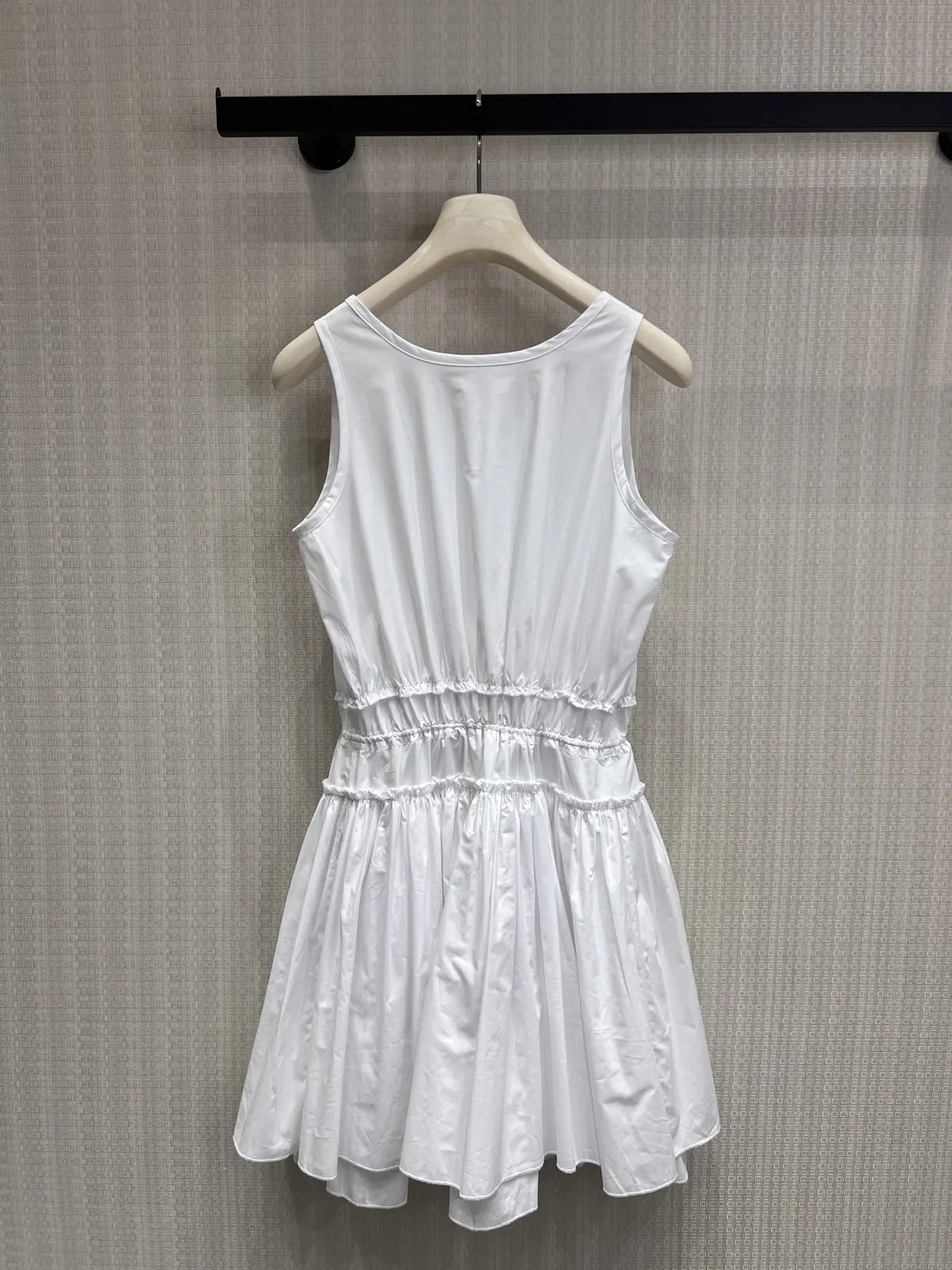 Women's Clothes Style White Clothing Lookbook Reference image 2