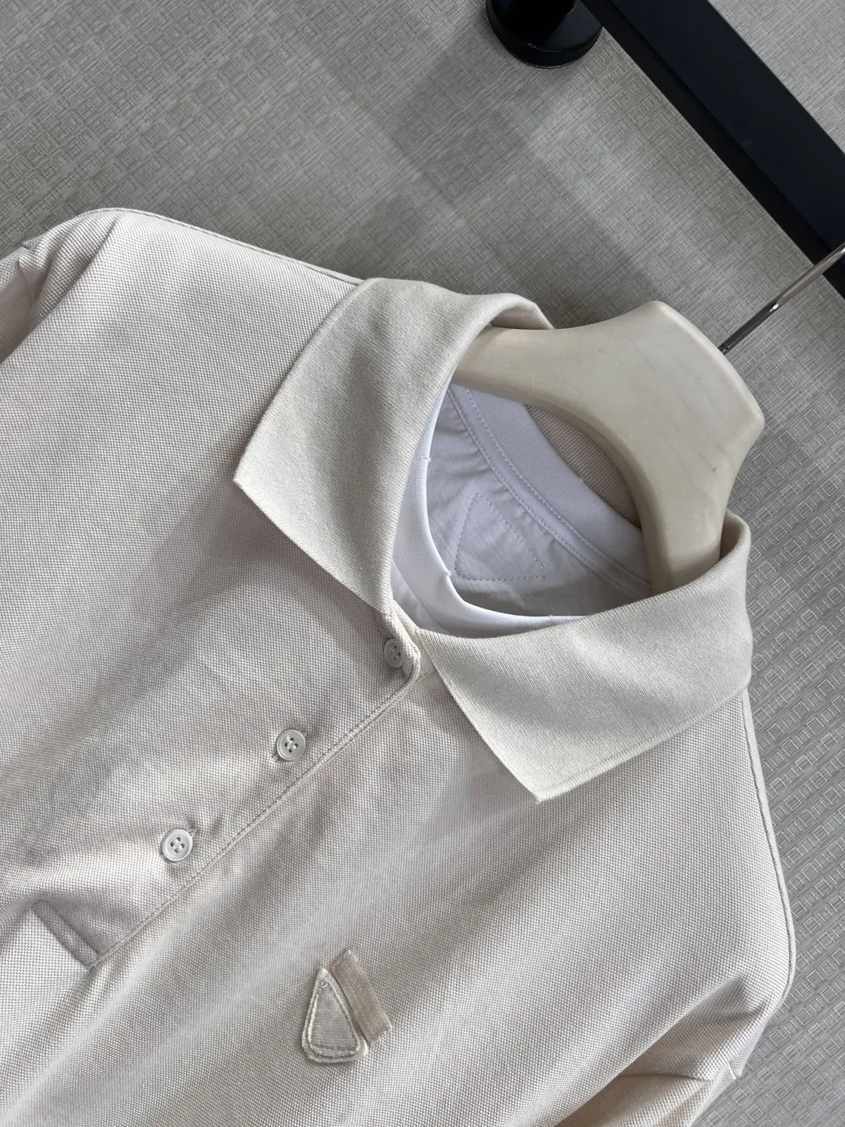 Women's Clothes Style White Leather Clothing Lookbook Reference image 3