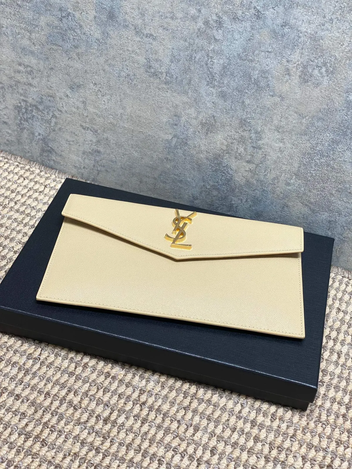 YSL Style Beige Leather Clutch Lookbook Reference image 3