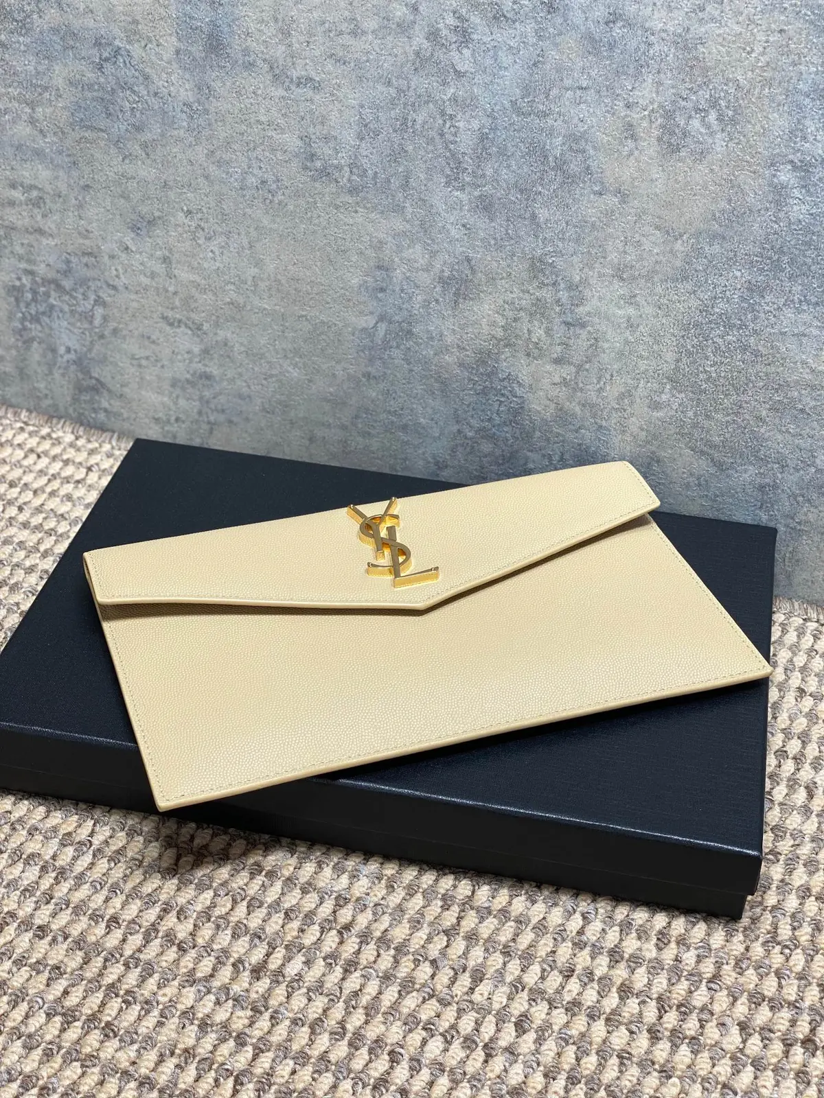 YSL Style Beige Leather Clutch Lookbook Reference image 5