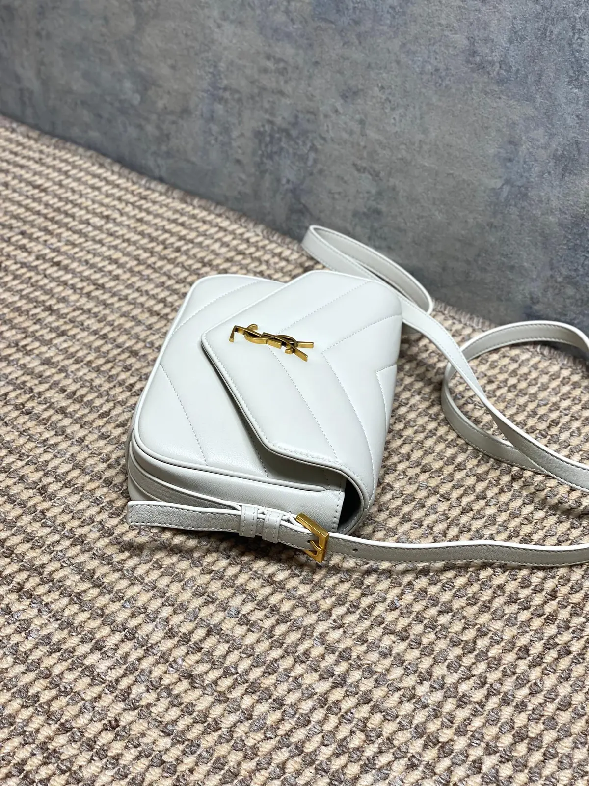 YSL Style Black Leather Chain Bag Lookbook Reference image 4