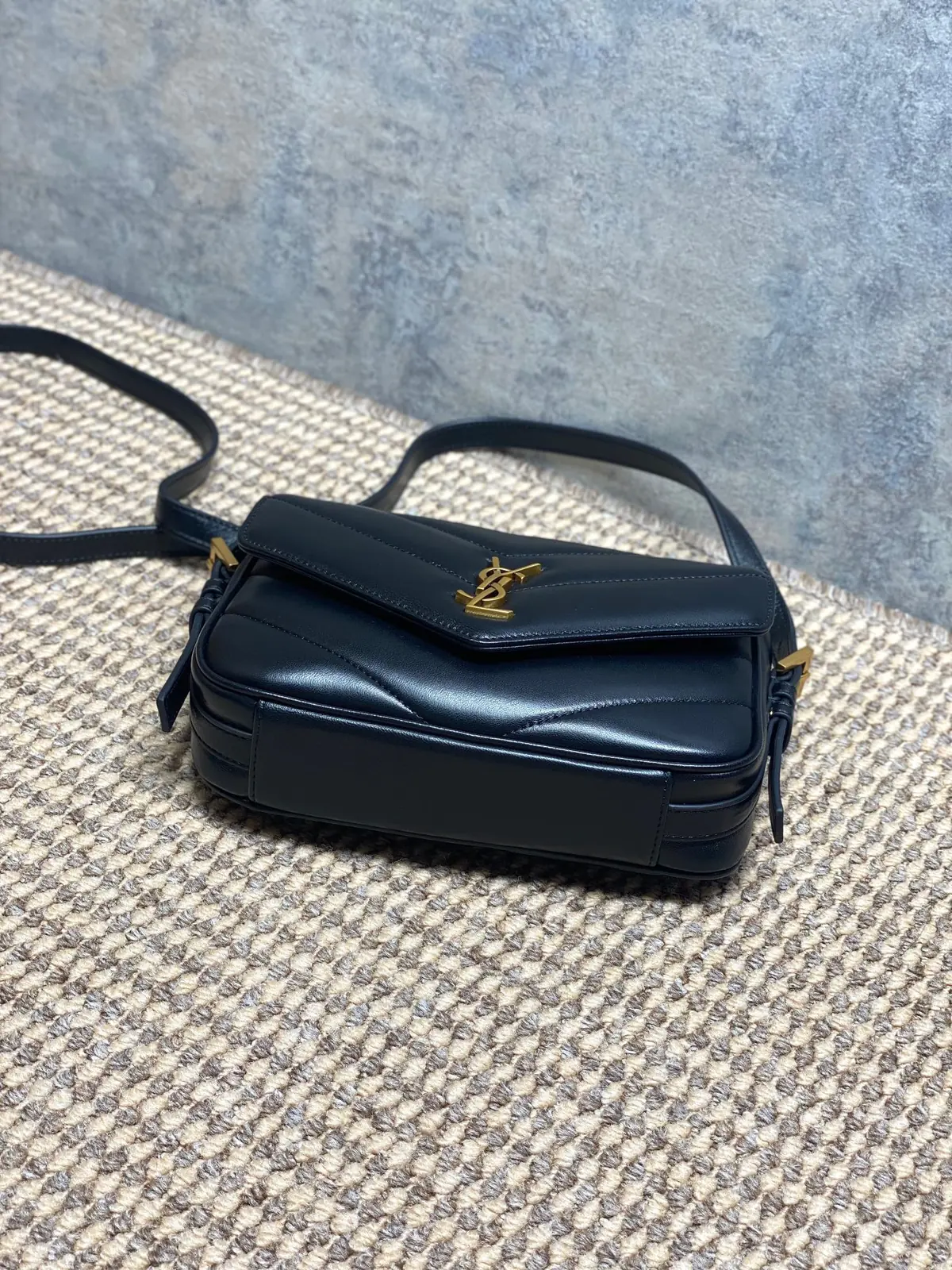 YSL Style Black Leather Chain Bag Lookbook Reference image 3