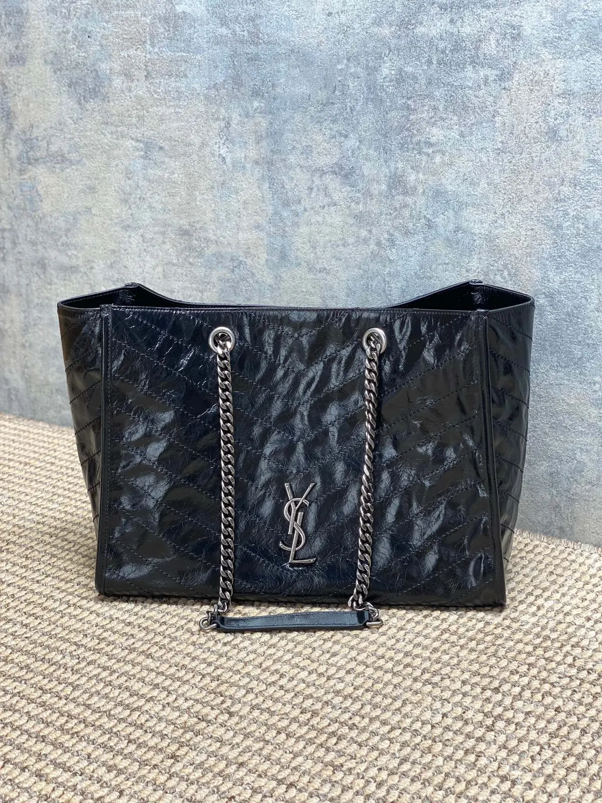YSL Style Black Leather Tote Bag Lookbook Reference image 1