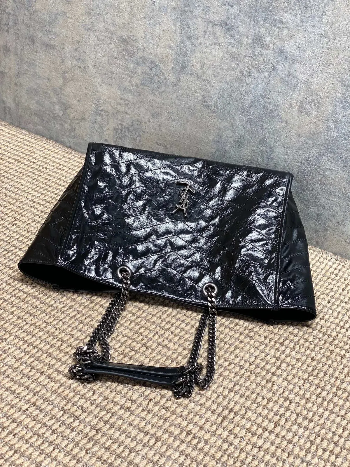 YSL Style Black Leather Tote Bag Lookbook Reference image 5