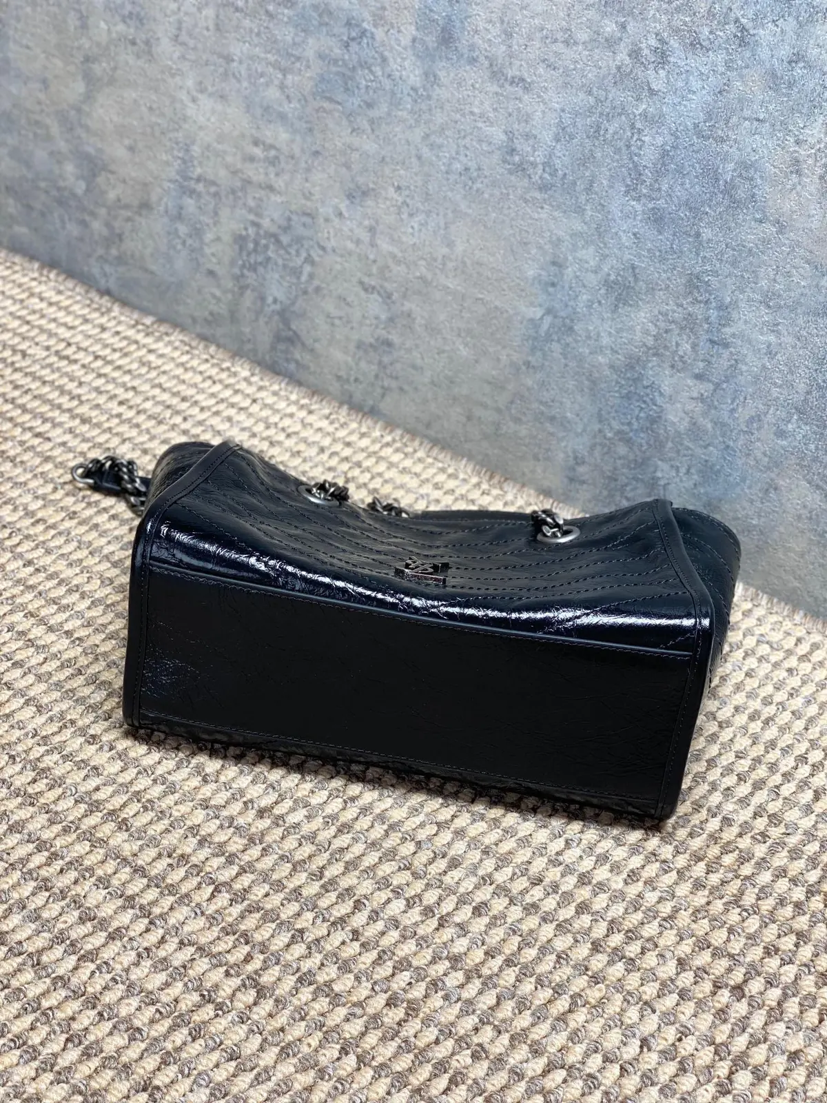 YSL Style Black Leather Tote Bag Lookbook Reference image 4