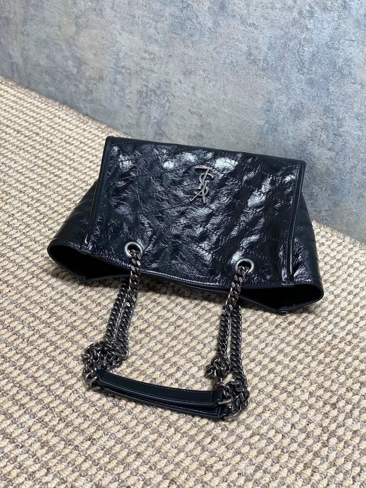 YSL Style Black Leather Tote Bag Lookbook Reference image 5