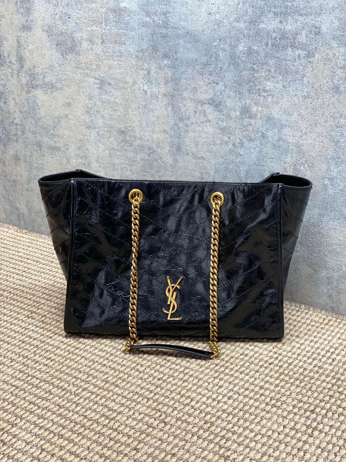 YSL Style Black Leather Tote Bag Lookbook Reference image 1
