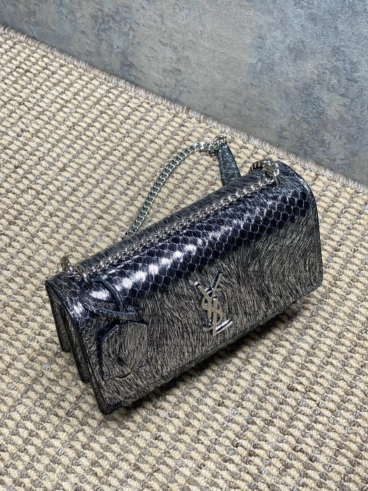 YSL Style Chain Bag Lookbook Reference image 4