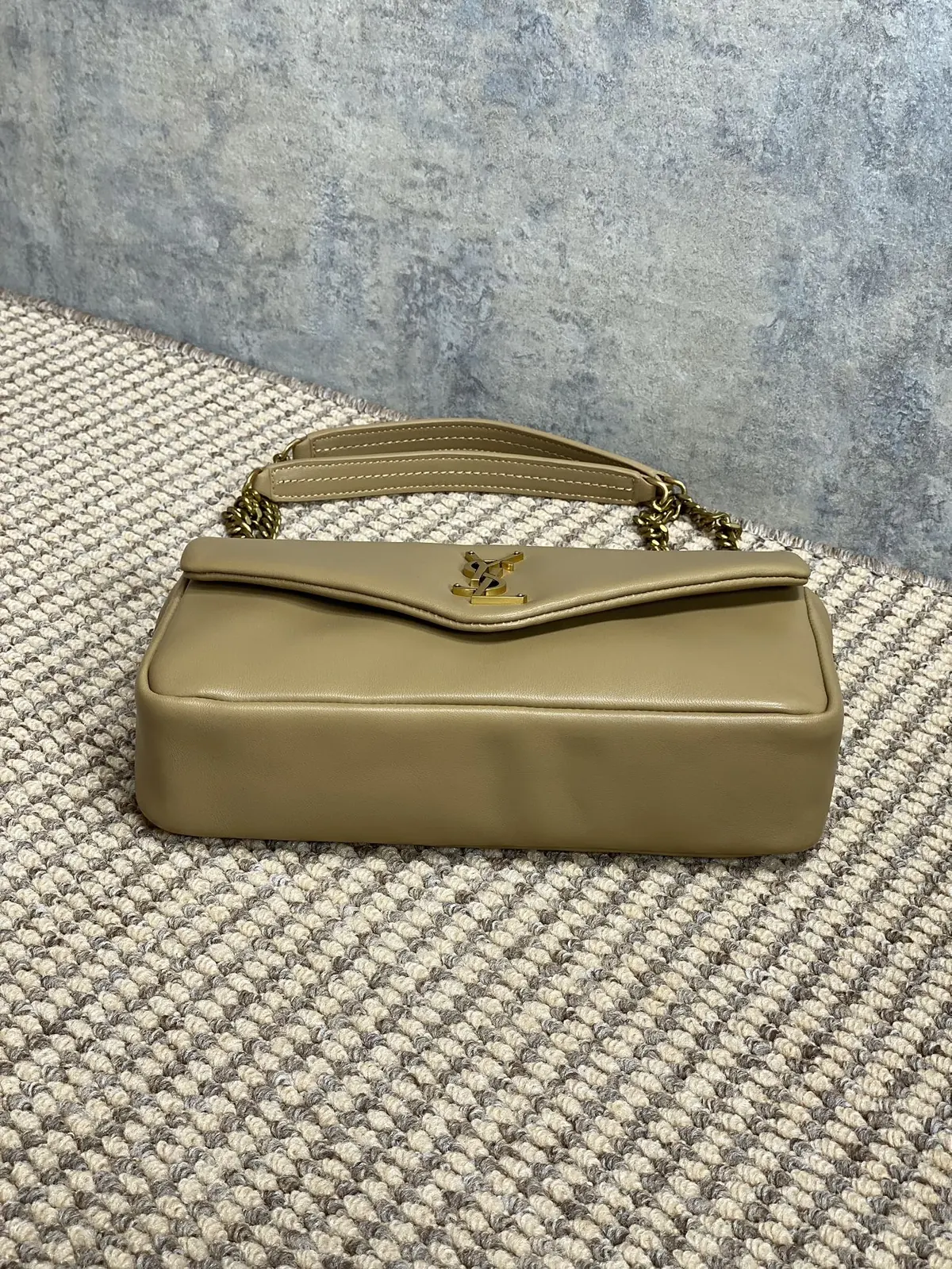YSL Style Gold Leather Wallet Lookbook Reference image 3