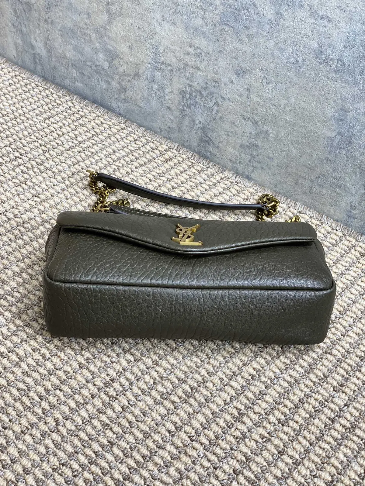 YSL Style Gold Leather Wallet Lookbook Reference image 3