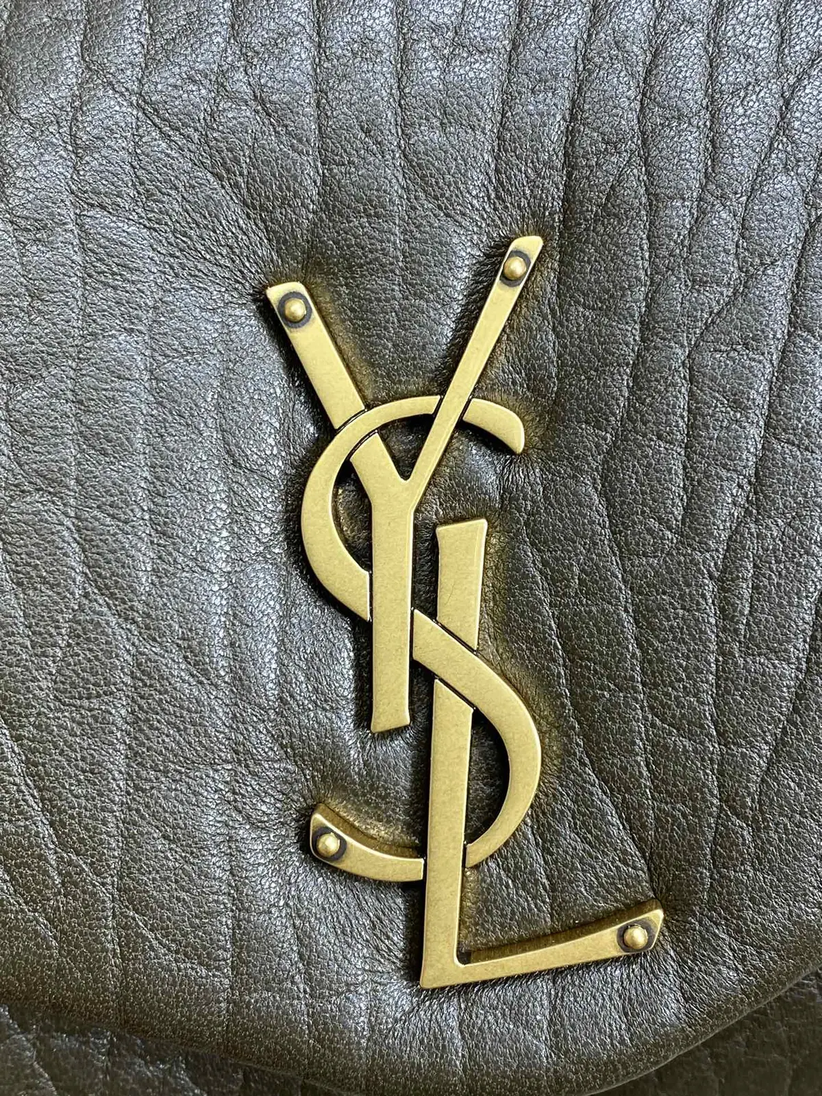 YSL Style Gold Leather Wallet Lookbook Reference image 5