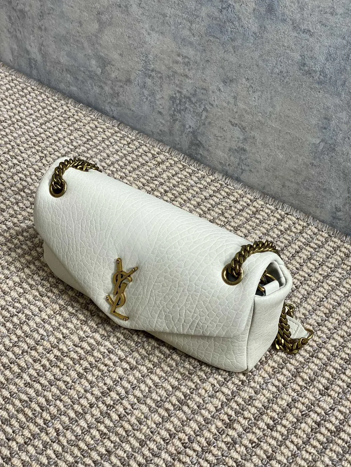 YSL Style Gold Leather Wallet Lookbook Reference image 4
