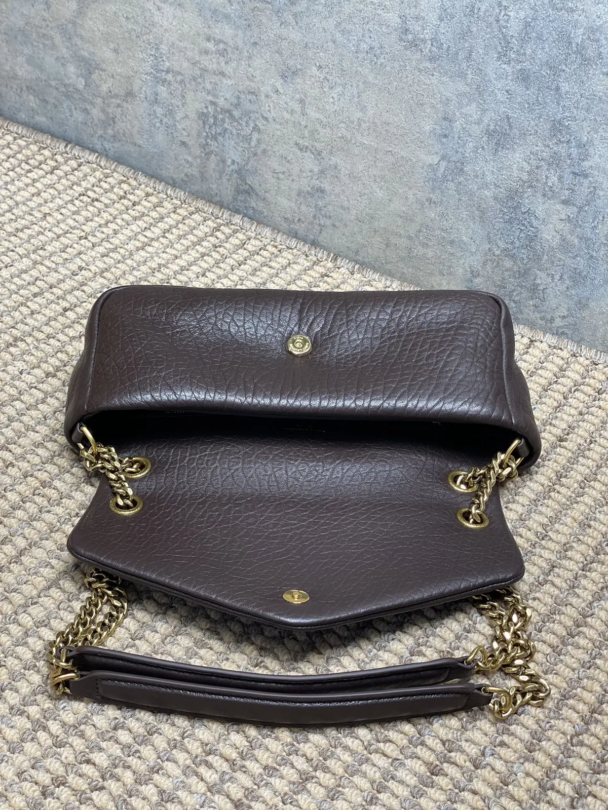 YSL Style Gold Leather Wallet Lookbook Reference image 4