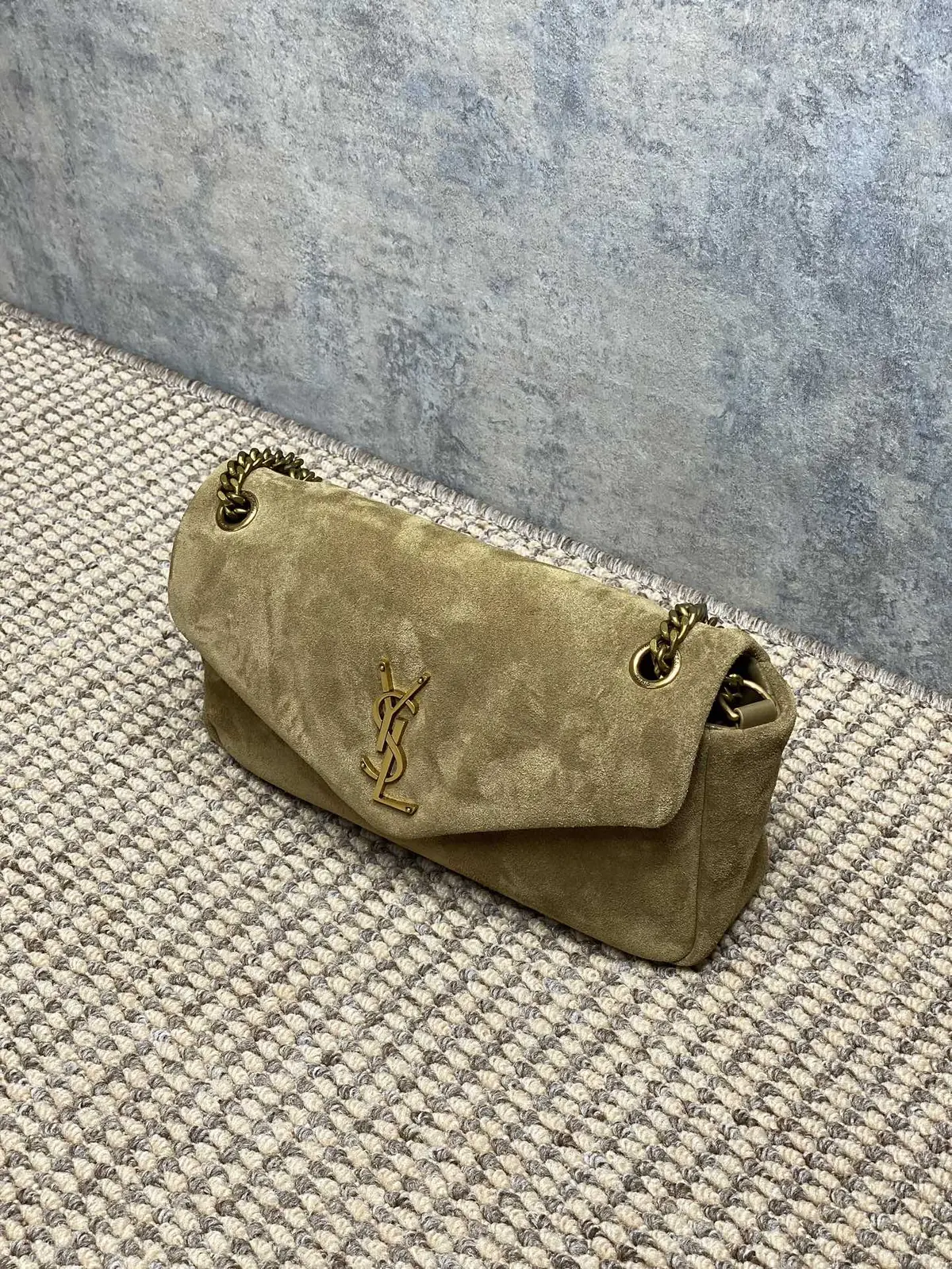 YSL Style Gold Leather Wallet Lookbook Reference image 4