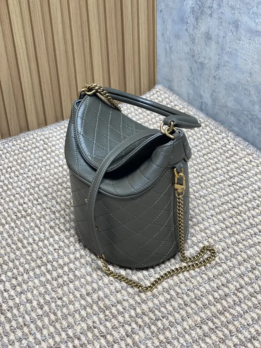 YSL Style Green Leather Chain Bag Bags Chain Bag detail image 4 from source 729378