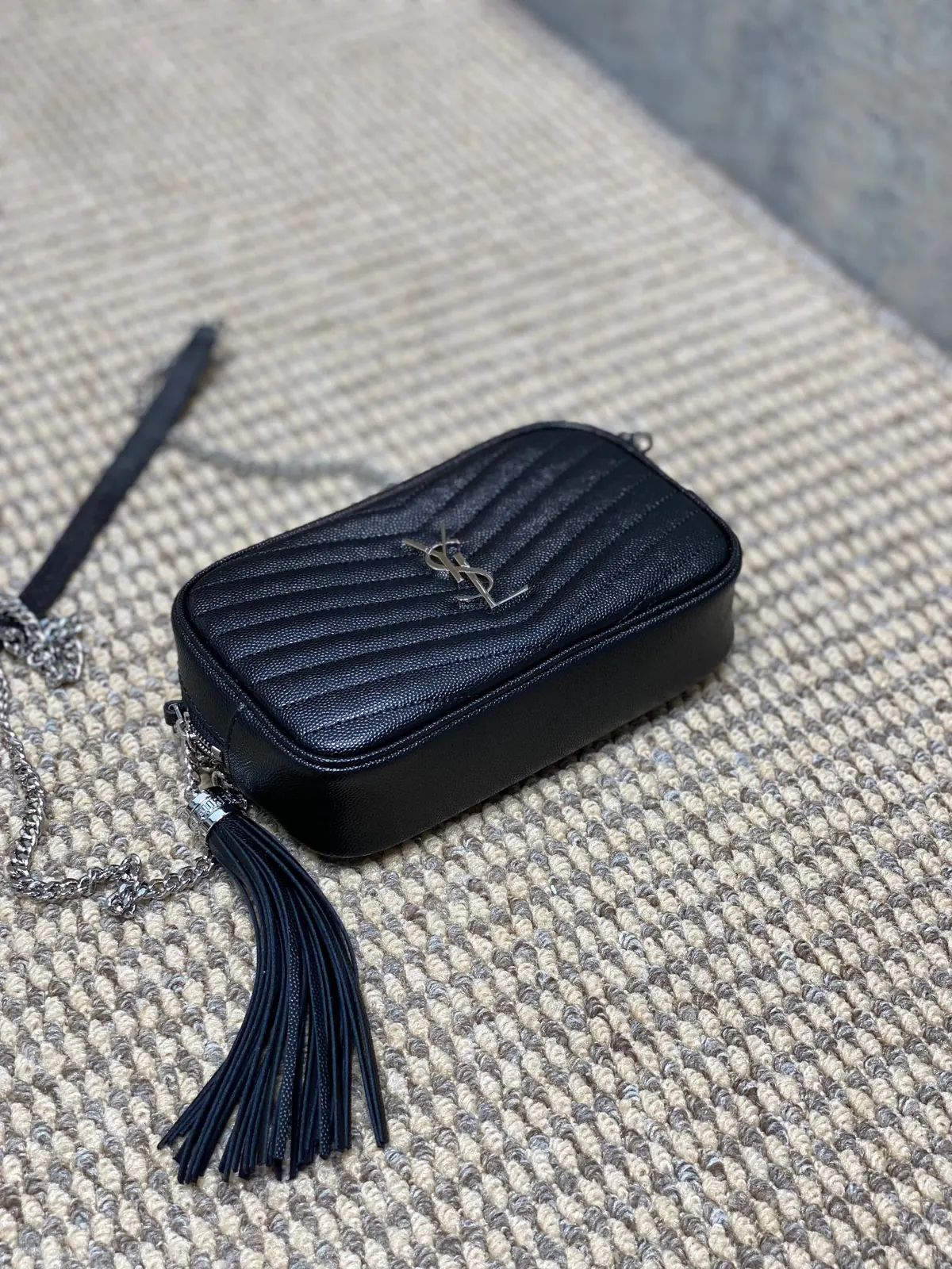 YSL Style Leather Camera Bag Bags Camera Bag detail image 4 from source 729383