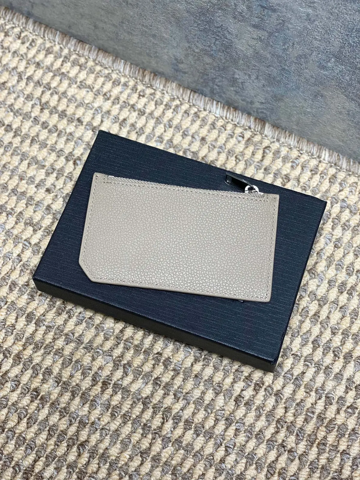 YSL Style Leather Card Holder Lookbook Reference image 4