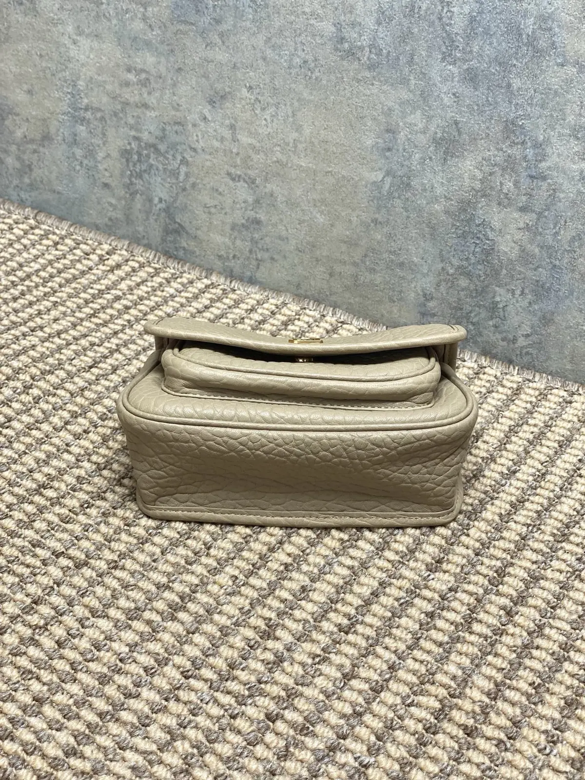 YSL Style Leather Chain Bag Bags Chain Bag detail image 4 from source 729390