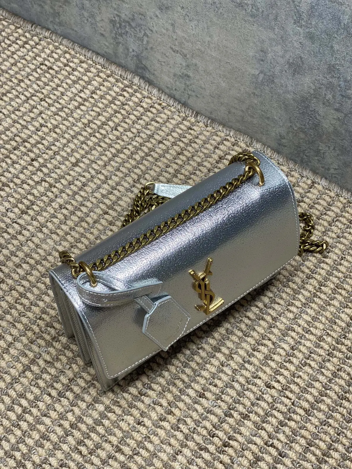 YSL Style Leather Chain Bag Lookbook Reference image 3