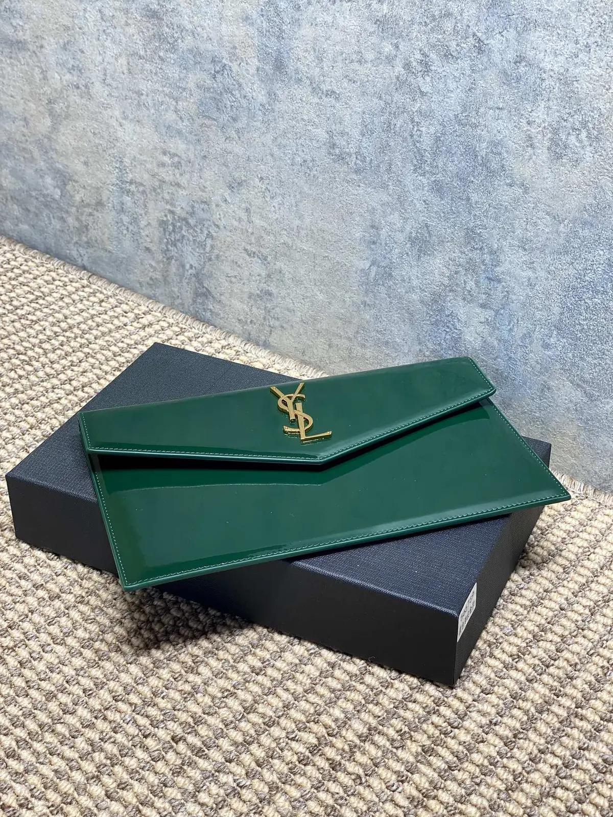 YSL Style Leather Clutch Lookbook Reference image 5
