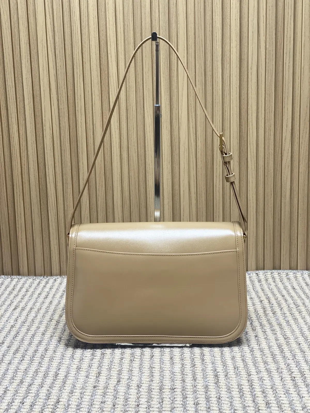 YSL Style Leather Shoulder Bag Lookbook Reference image 3