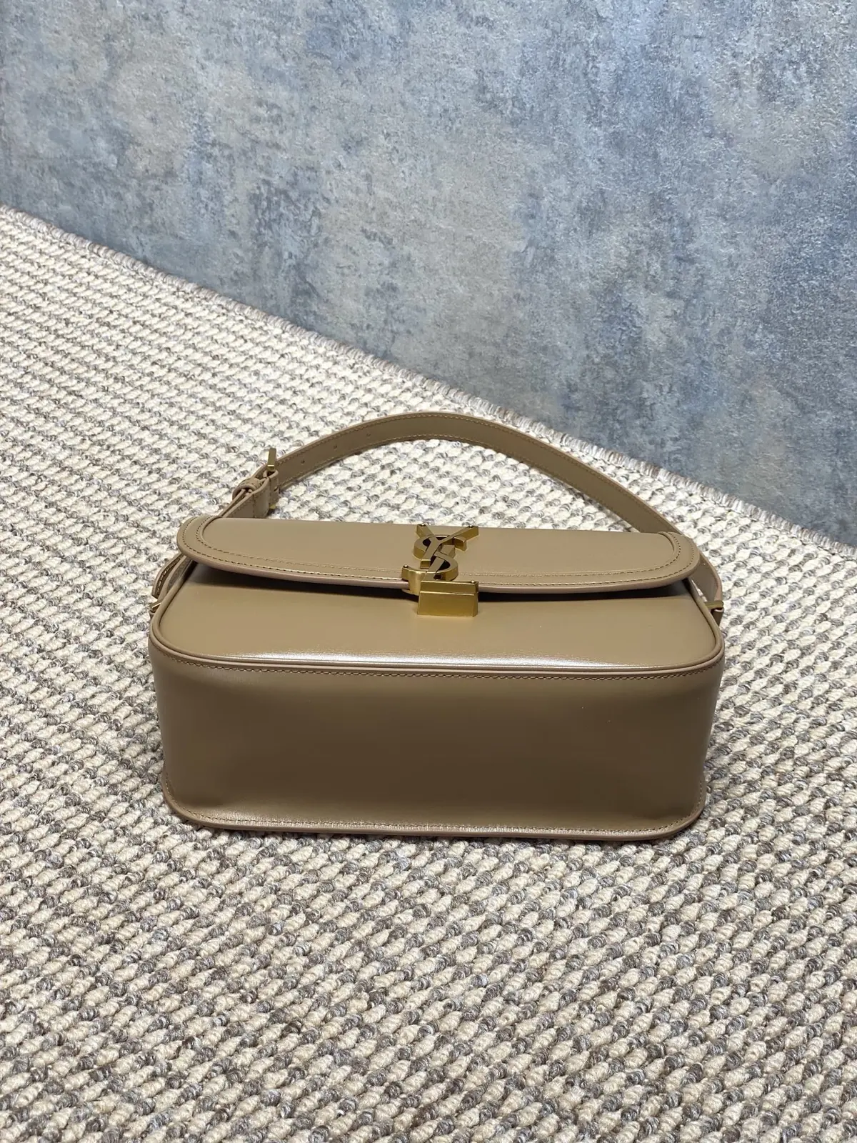 YSL Style Leather Shoulder Bag Lookbook Reference image 4