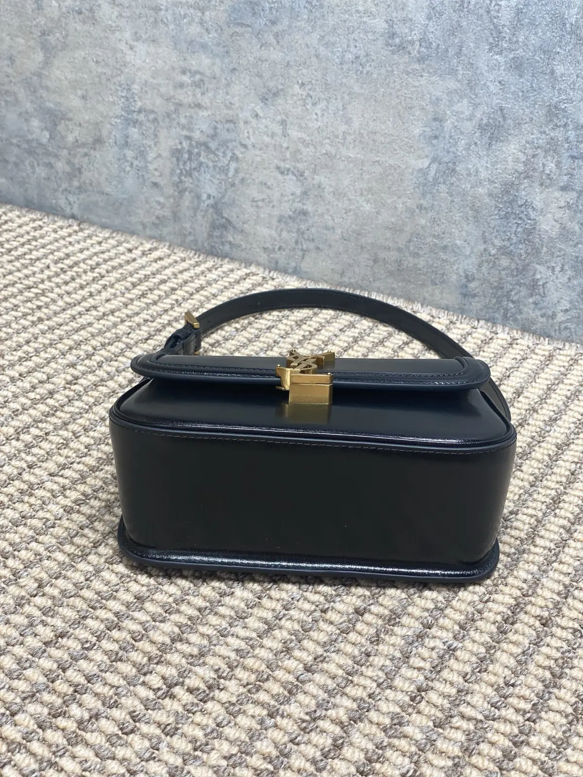 YSL Style Leather Shoulder Bag Lookbook Reference image 4