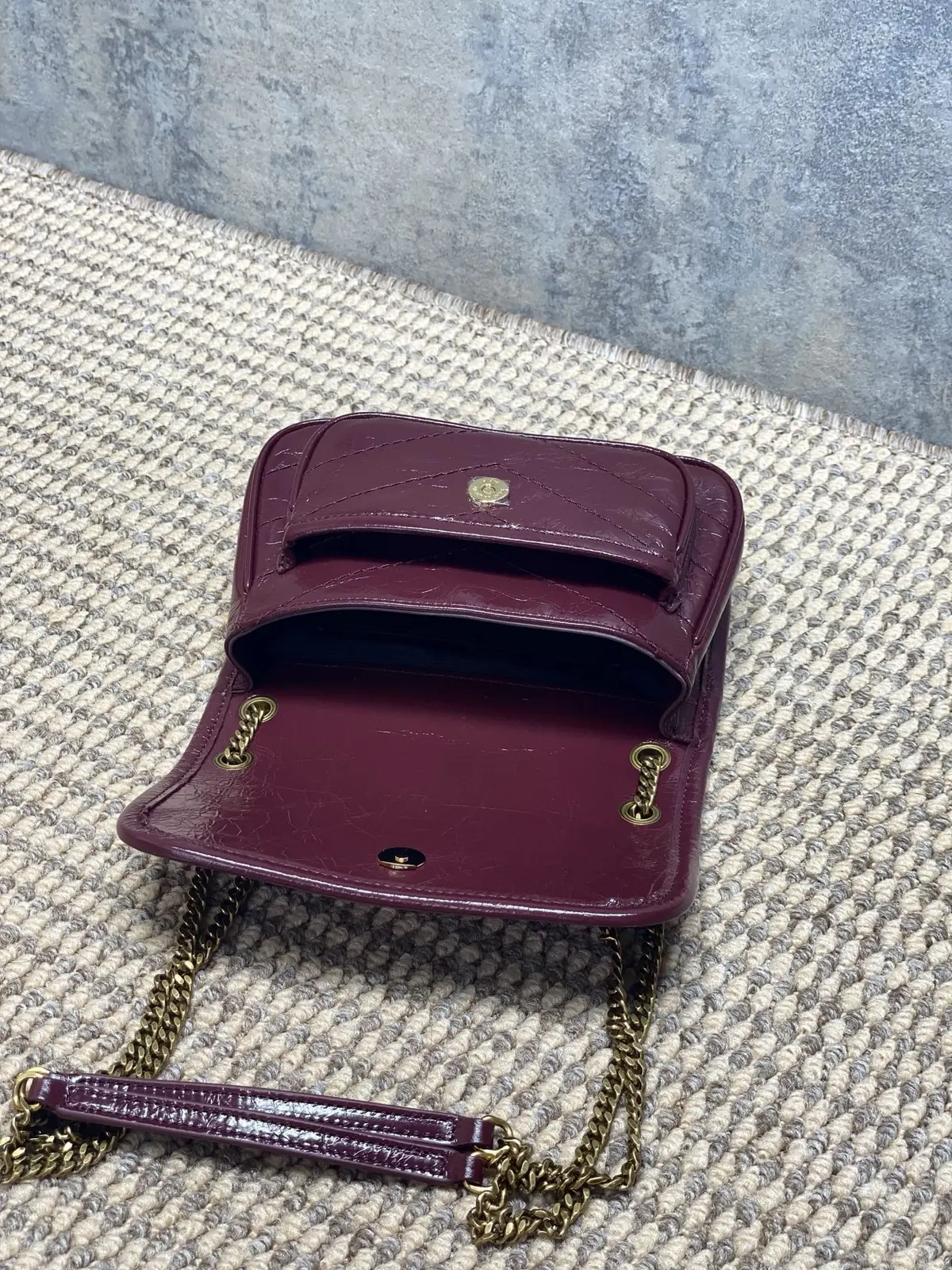 YSL Style Leather Top Handle Bag Lookbook Reference image 5