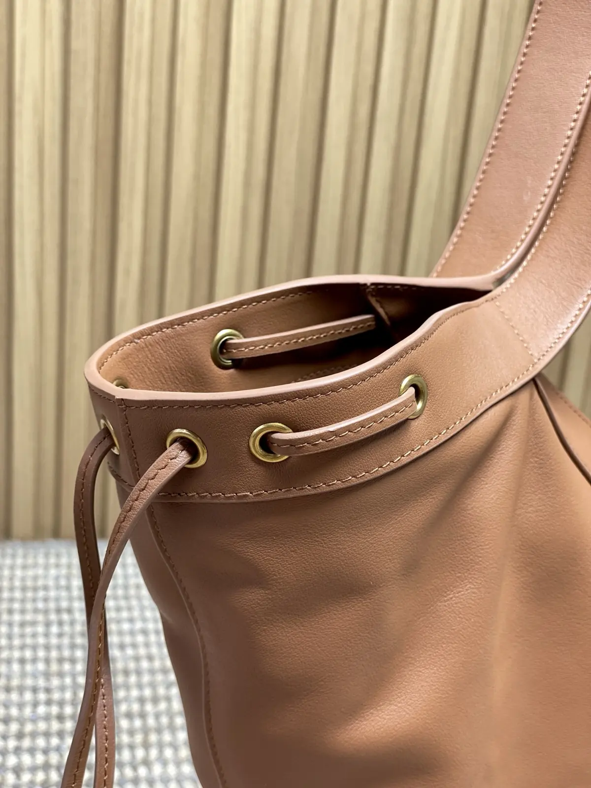 YSL Style Leather Tote Bag Lookbook Reference image 5