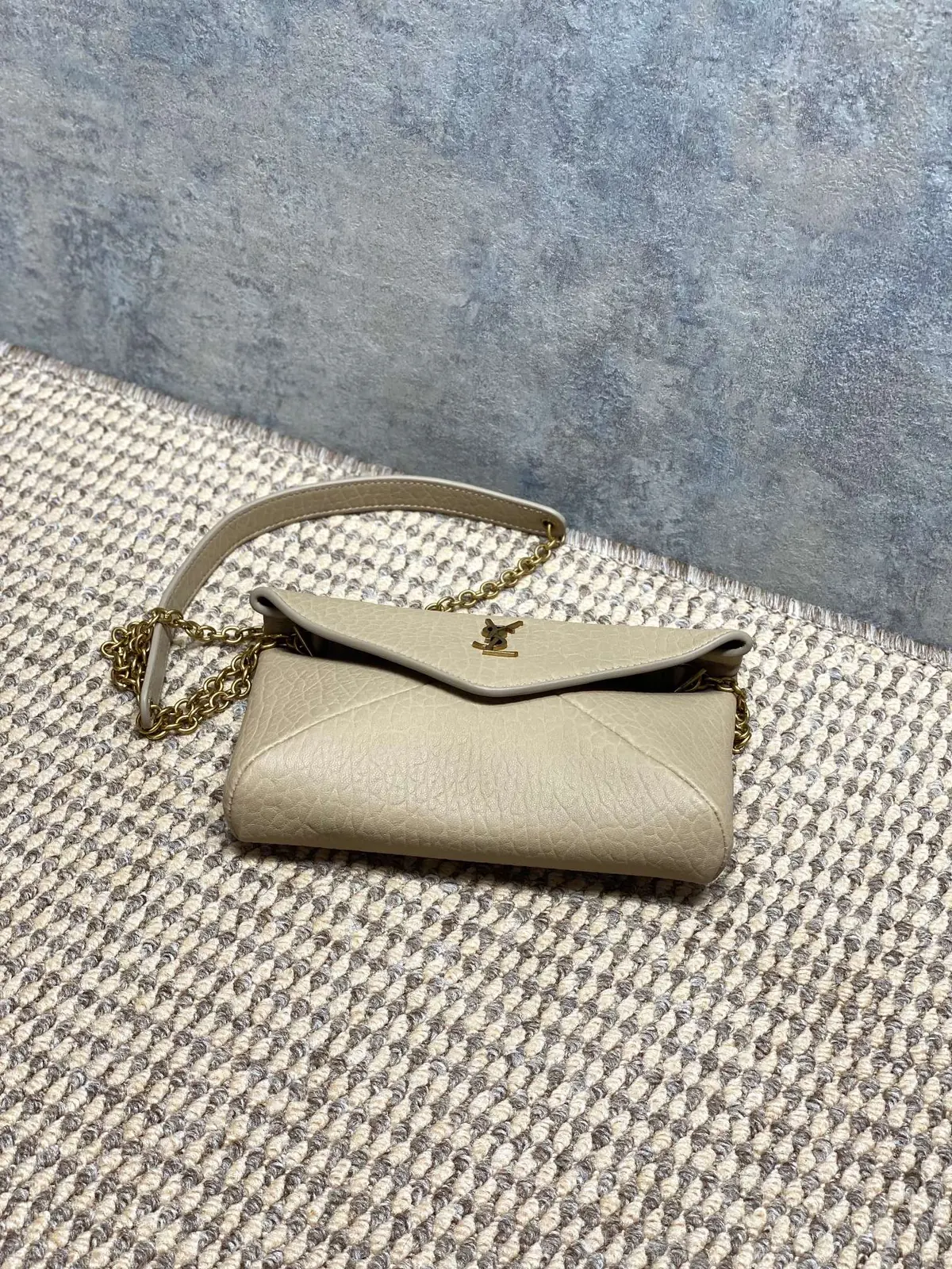 YSL Style Red Leather Card Holder Lookbook Reference image 3
