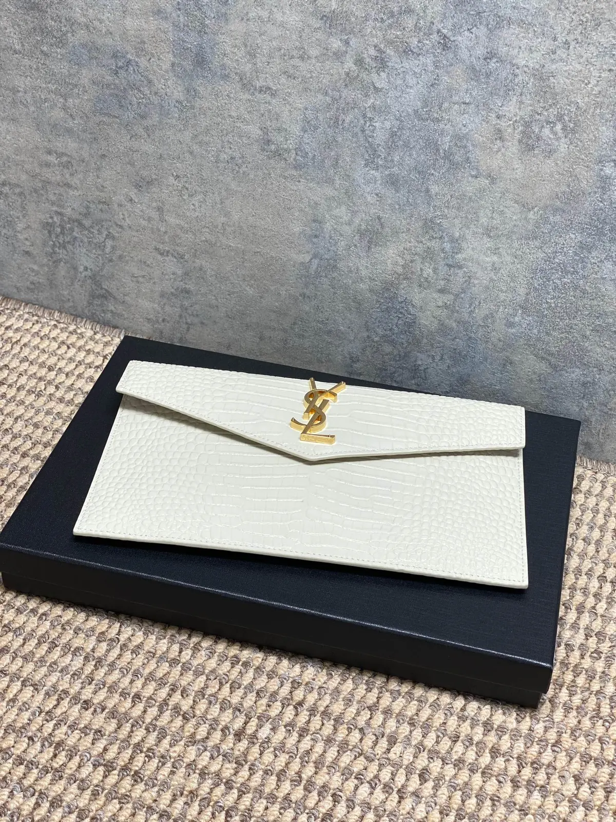 YSL Style White Leather Clutch Lookbook Reference image 3